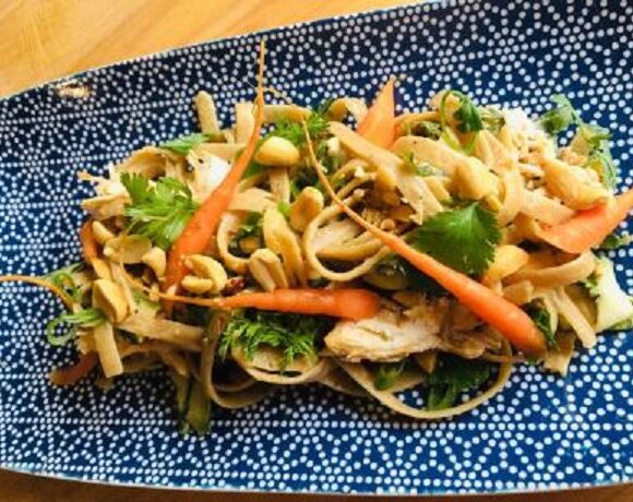 Thai Peanut Noodle Salad_121589